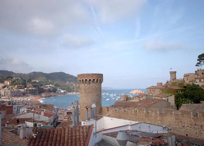 شقة Lets Holidays In The Old Town Tossa توسا ذي مار