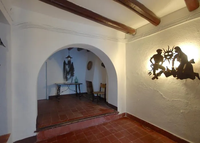Apartman Lets Holidays In The Old Town Tossa